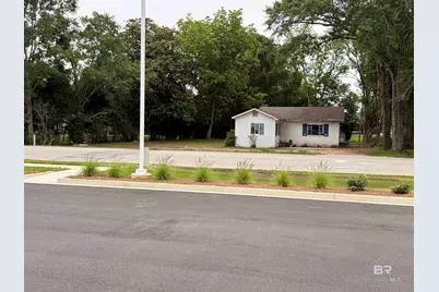 1064 Union Avenue, Loxley, AL 36551 - Photo 14