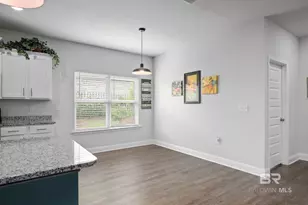 22110 Sutherland Cir, Fairhope, AL 36532 - Photo 12