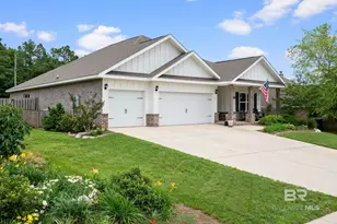 22110 Sutherland Cir, Fairhope, AL 36532 - Photo 2