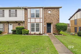 527 Highland Woods Dr, Mobile, AL 36608 - Photo 1