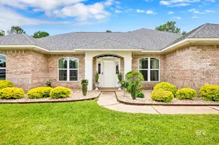 655 Magnolia Cir, Gulf Shores, AL 36542 - Photo 2