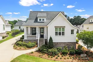 901 Geranium Dr, Fairhope, AL 36532 - Photo 2