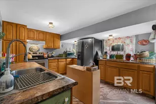 357 Buena Vista Dr, Lillian, AL 36549 - Photo 10