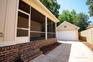 166 White Ave, Fairhope, AL 36532 - Photo 4