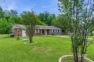 45880 Eastwood Dr, Bay Minette, AL 36507 - Photo 2