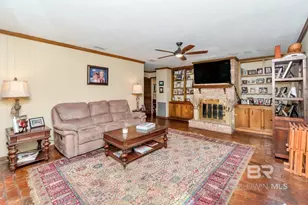 637 W Tudor Ln, Mobile, AL 36608 - Photo 8