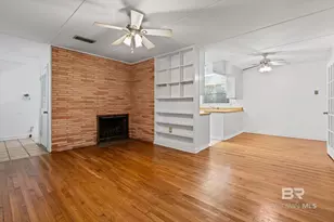 359 Wisteria St, Fairhope, AL 36532 - Photo 2