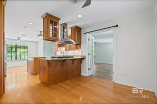 700 Cedar Ave, Fairhope, AL 36532 - Photo 4