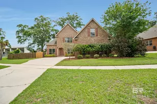 2106 Staff Dr, Cantonment, FL 32533 - Photo 2