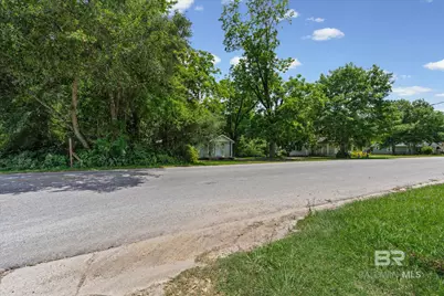 805 D'Olive Street, Bay Minette, AL 36507 - Photo 14