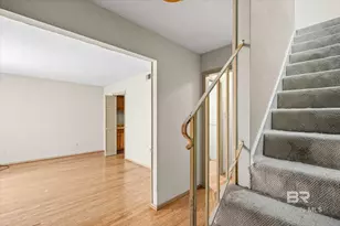 529 Highland Woods Dr, Mobile, AL 36608 - Photo 2
