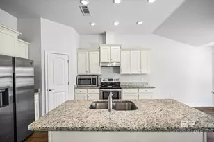 2484 Myrtlewood Dr, Foley, AL 36535 - Photo 10