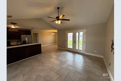21670 Bartlett Avenue, Robertsdale, AL 36567 - Photo 2