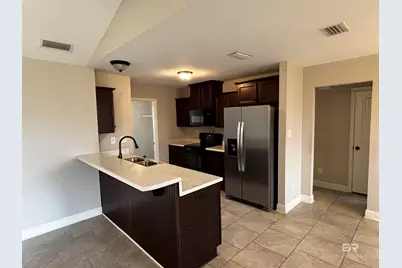 21670 Bartlett Avenue, Robertsdale, AL 36567 - Photo 4