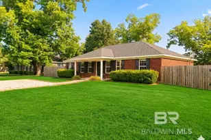 18885 Mahan Loop, Robertsdale, AL 36567 - Photo 2