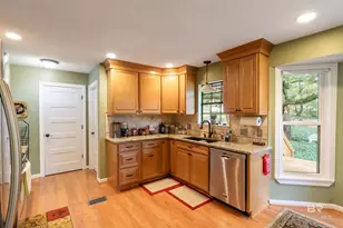 2550 Elma Dr, Mobile, AL 36693 - Photo 12