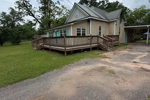 19025 S 6th St, Citronelle, AL 36522 - Photo 2