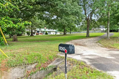 10420 Johnson Road, Mobile, AL 36695 - Photo 2