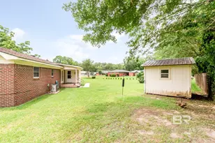 10630 E Hillcrest Dr, Grand Bay, AL 36541 - Photo 30