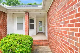 8440 Kendall Ct, Mobile, AL 36695 - Photo 2