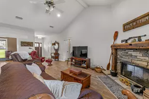 24246 Cowling Rd, Robertsdale, AL 36567 - Photo 14