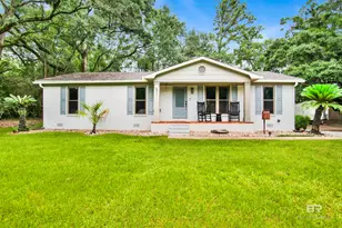 571 Morphy Ave, Fairhope, AL 36532 - Photo 2