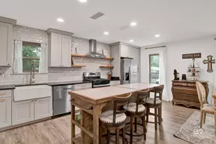 571 Morphy Ave, Fairhope, AL 36532 - Photo 6