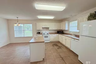 12241 Verona Ct, Foley, AL 36535 - Photo 4