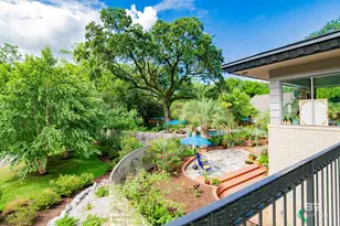 809 Bernard Cir, Mobile, AL 36693 - Photo 54