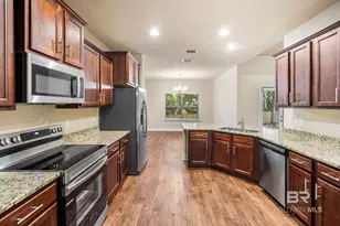 556 Calibre St, Fairhope, AL 36532 - Photo 12