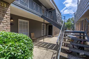 207 S Mobile St, Fairhope, AL 36532 - Photo 2