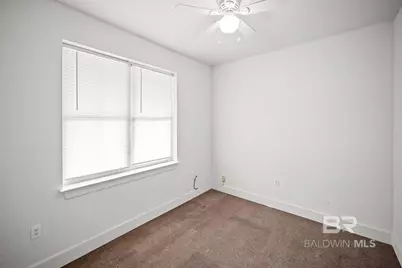 635 E Azalea Avenue, Foley, AL 36535 - Photo 4