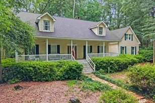 677 Colonial Dr, Fairhope, AL 36532 - Photo 2