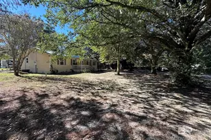25850 Patterson Rd, Robertsdale, AL 36567 - Photo 2