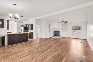 274 S Wren Ln, Robertsdale, AL 36567 - Photo 10