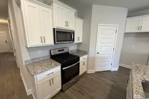 23247 Lieutenant Ave, Foley, AL 36565 - Photo 18