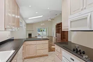 952 Edwards Ave, Fairhope, AL 36532 - Photo 16