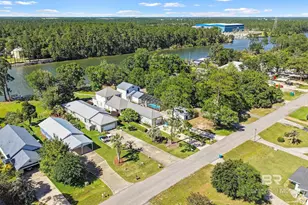 472 W Canal Dr, Gulf Shores, AL 36542 - Photo 4