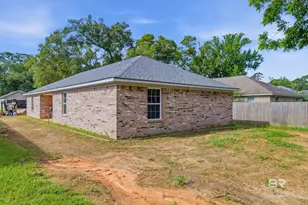 234 W 16th St, Bay Minette, AL 36507 - Photo 6