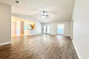 3332 W Autumn Ridge Dr, Mobile, AL 36695 - Photo 6
