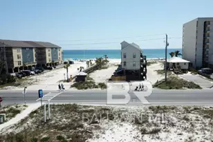 115 W 10th St, Gulf Shores, AL 36545 - Photo 6