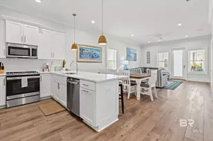 115 W 10th St, Gulf Shores, AL 36545 - Photo 10