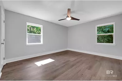 2712 Shelton Beach Road Ext, Mobile, AL 36618 - Photo 14