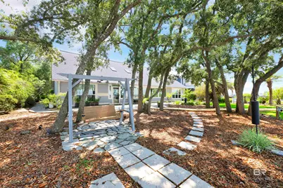 5466 N Shore Road, Pensacola, FL 32507 - Photo 10
