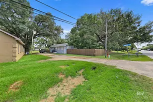 26010 Hunter Ln, Daphne, AL 36526 - Photo 20