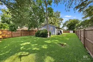 26010 Hunter Ln, Daphne, AL 36526 - Photo 2