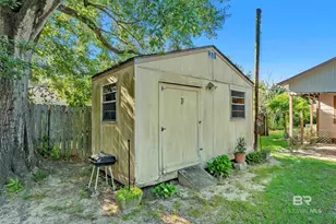 304 W Myrtle Ave, Foley, AL 36535 - Photo 24