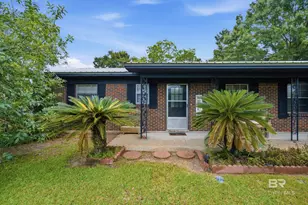 202 Driskell Ave, Bay Minette, AL 36507 - Photo 2