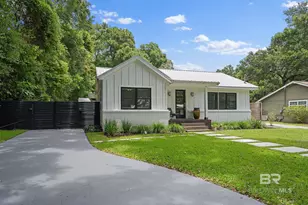 371 Pecan Ave, Fairhope, AL 36532 - Photo 2