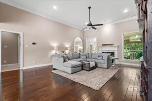 30427 Middle Creek Cir, Daphne, AL 36527 - Photo 6